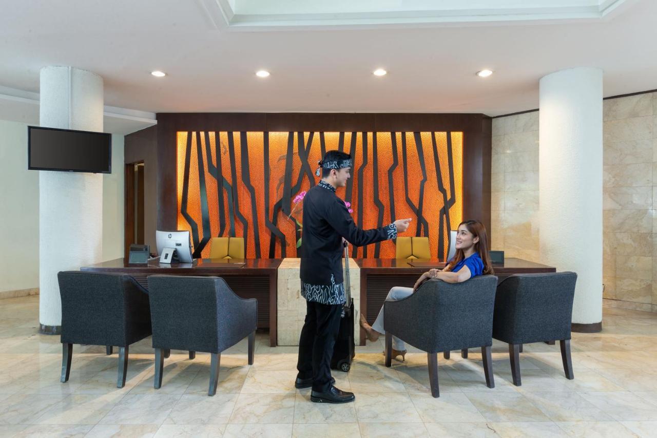 Santika 3* Bandung