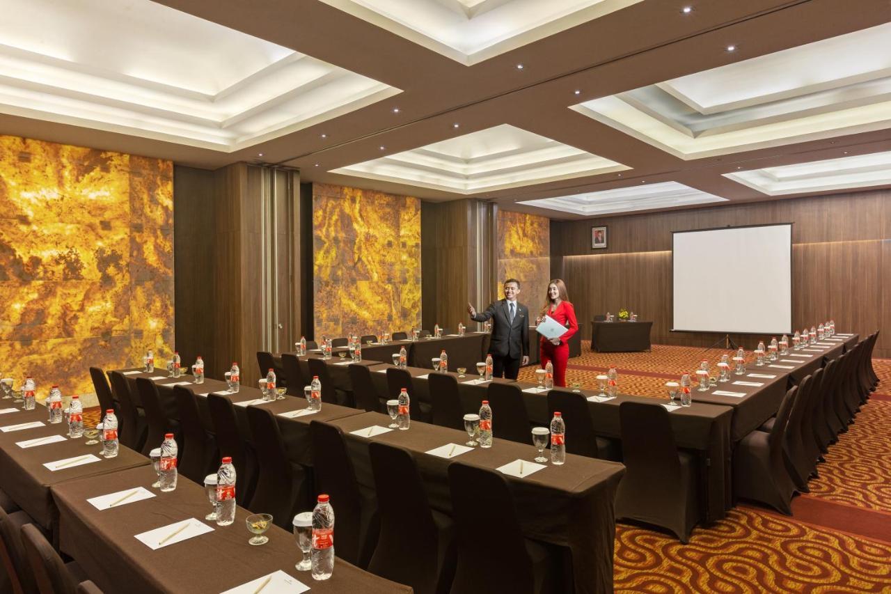 Santika Hotel
